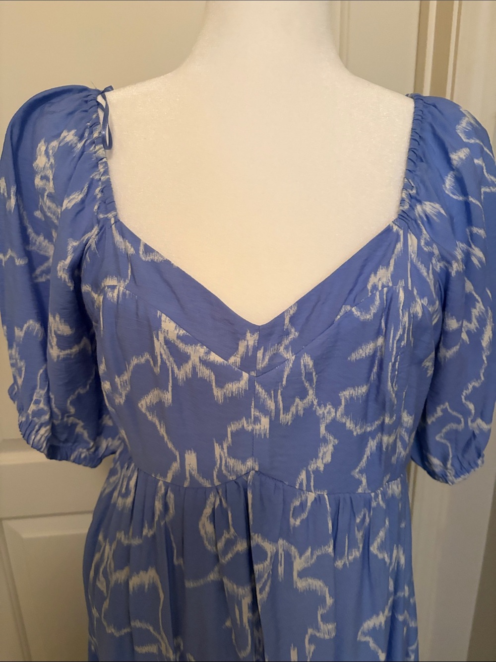 Nine West Blue Floral Puff-Sleeve Maxi Dress - Picture 2 of 3